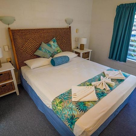 The Black Pearl Beachside Apartments ราโรทองกา ภายนอก รูปภาพ