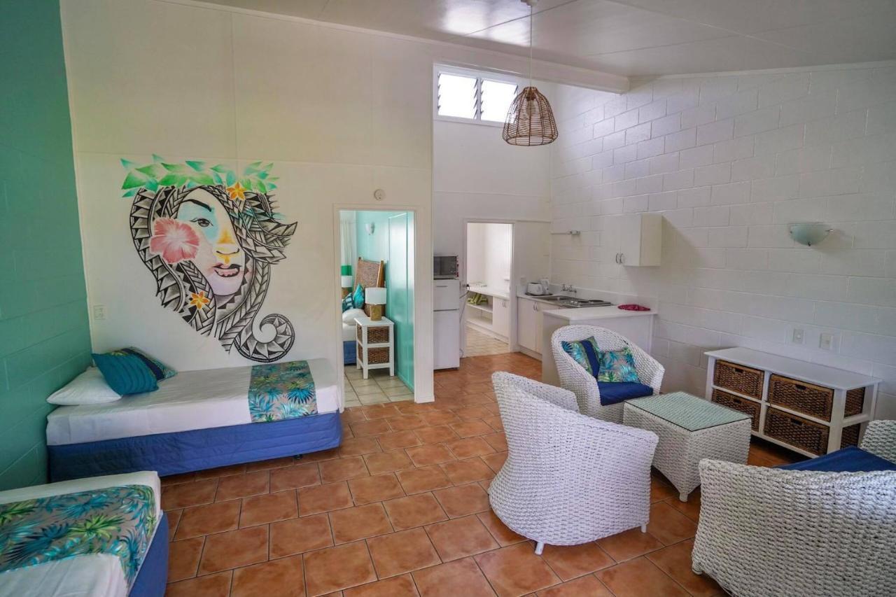 The Black Pearl Beachside Apartments ราโรทองกา ภายนอก รูปภาพ